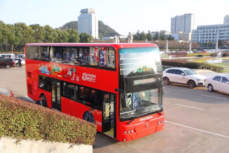 金旅双层观光巴士，打造台州出行新体验